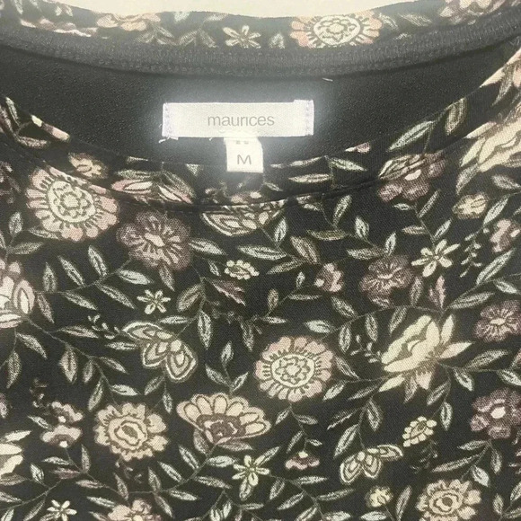 Maurice’s size medium blouse top like new - Picture 3 of 3